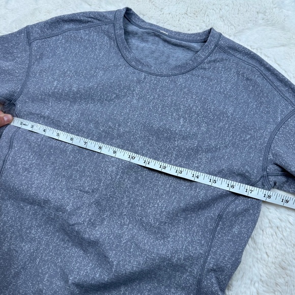 Lululemon Outrun Long Sleeve Jacquard Arctic Ice Grey Shirt Women's Small - Picture 6 of 7